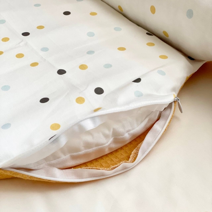 Protectie somn – Baby Nest vafe cu bulinute – mustar (4)